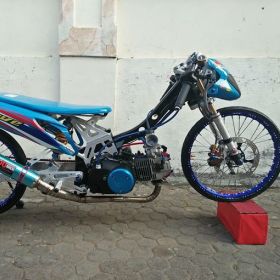 Cậu Bé Vàng