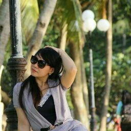 hoang nhung