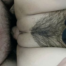 Thích đào non vú bự